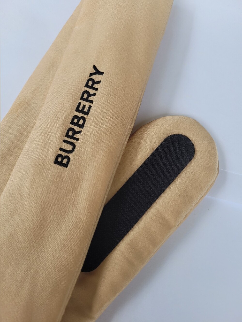 Burberry Satin Headband ❤️ NWOT & Gorgeous!